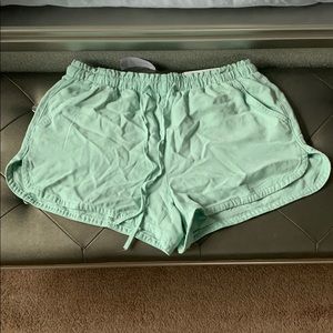 Hi-rise American Eagle shorts